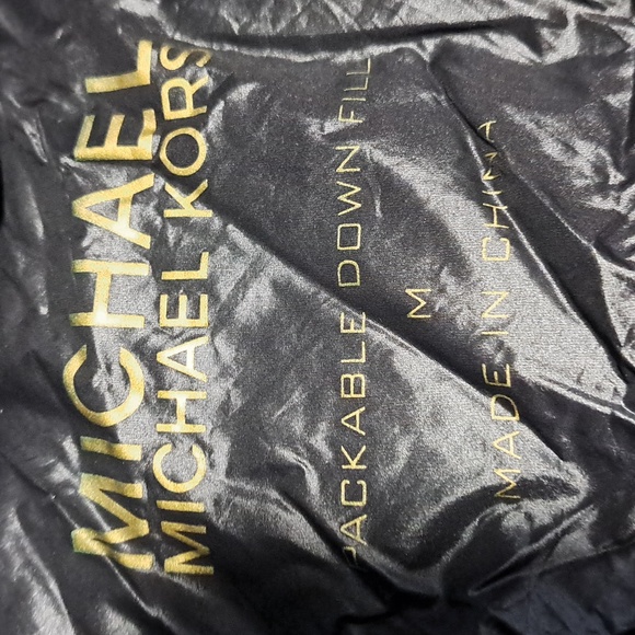 Michael Kors Packable Down Fill Black Jacket Size Medium - Picture 3 of 8